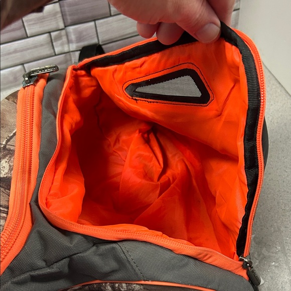 Easton Double Bat Bag/EquipmentCamouflage Black Backpack Orange Accents - Picture 9 of 12